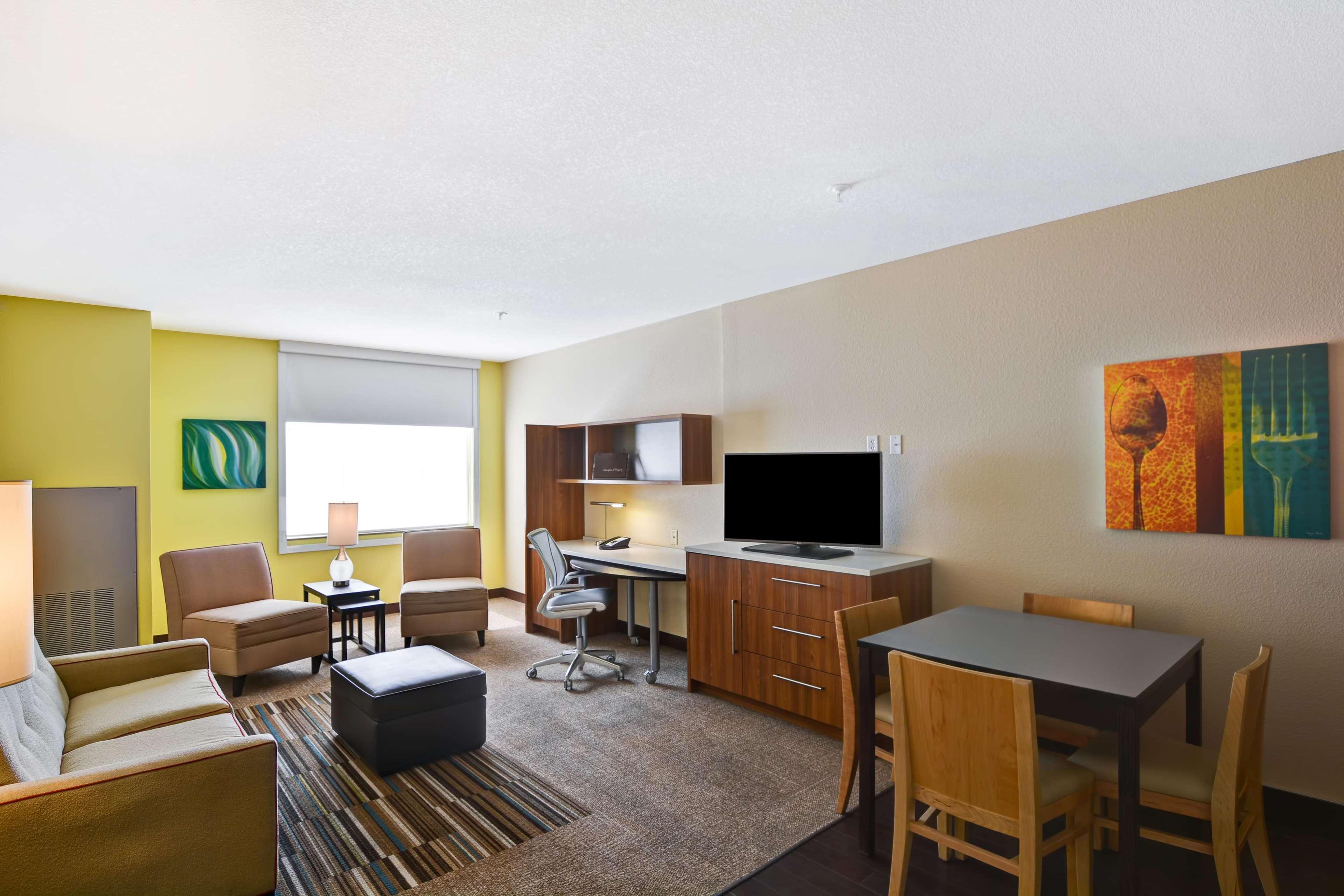Home2 Suites By Hilton Albuquerque Downtown/University Exterior photo
