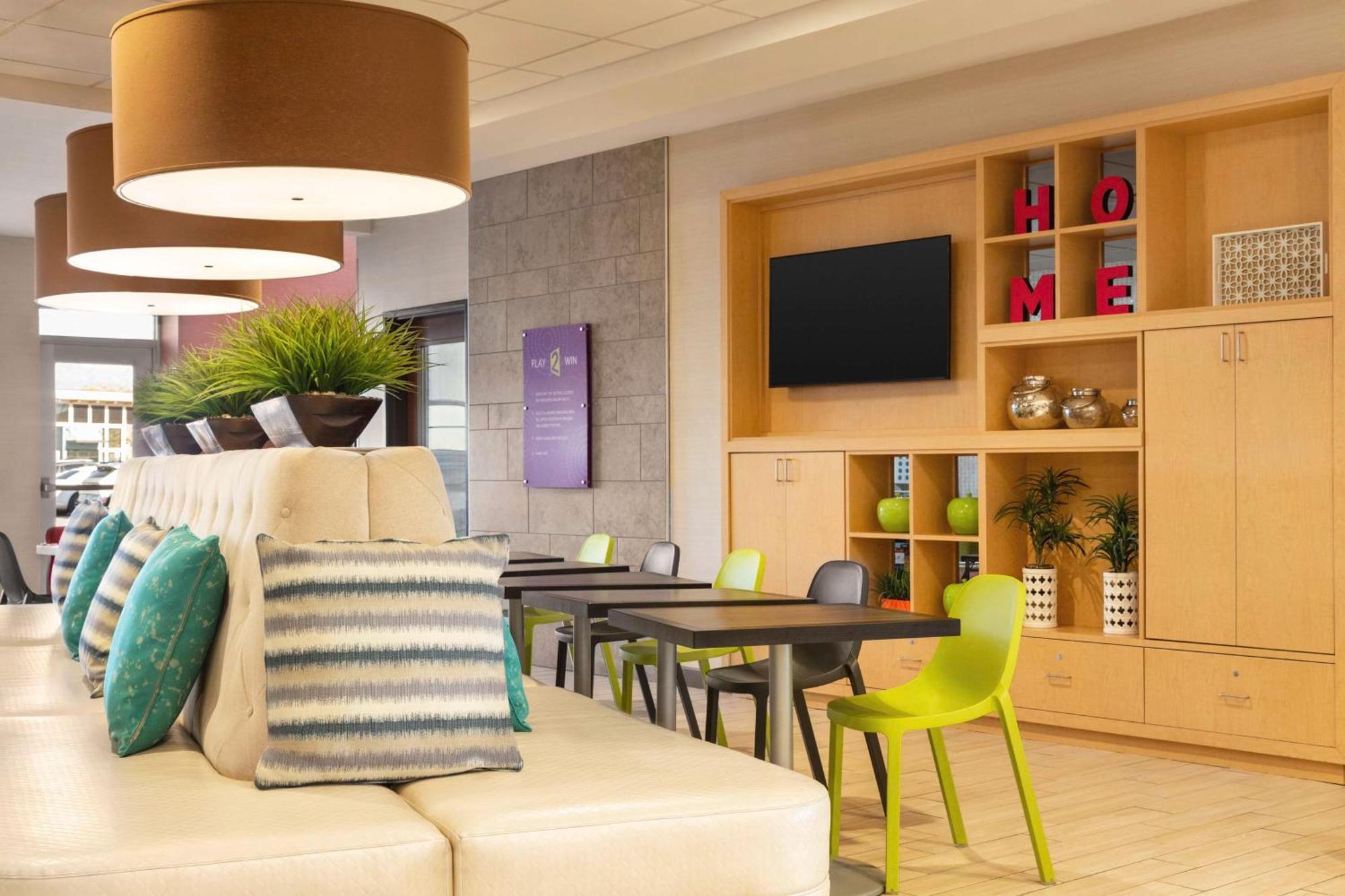 Home2 Suites By Hilton Albuquerque Downtown/University Exterior photo