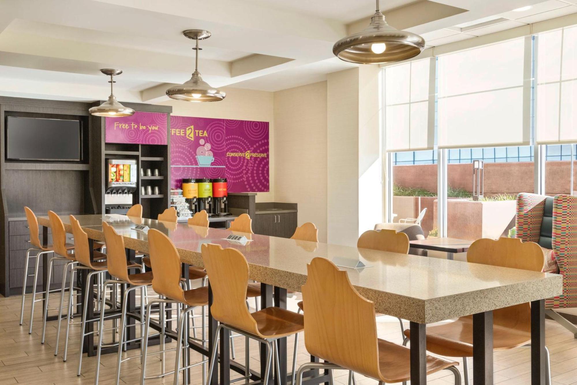 Home2 Suites By Hilton Albuquerque Downtown/University Exterior photo